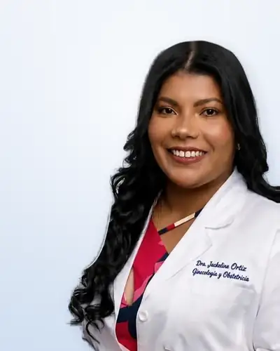 Dra. Jackeline Ortiz, ginecología y obstetricia
